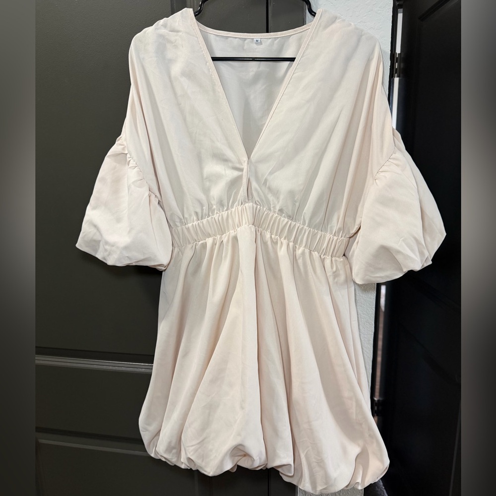 Elegant Cream Women's Dress
